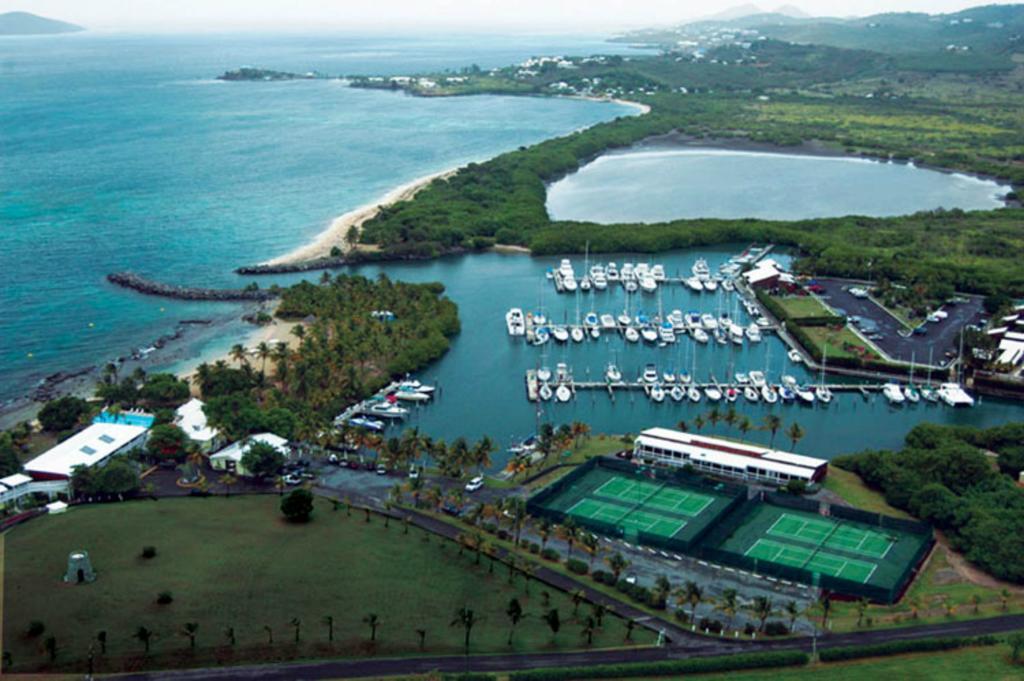 Tamarind Reef Resort Spa & Marina 크리스천스테드 외부 사진